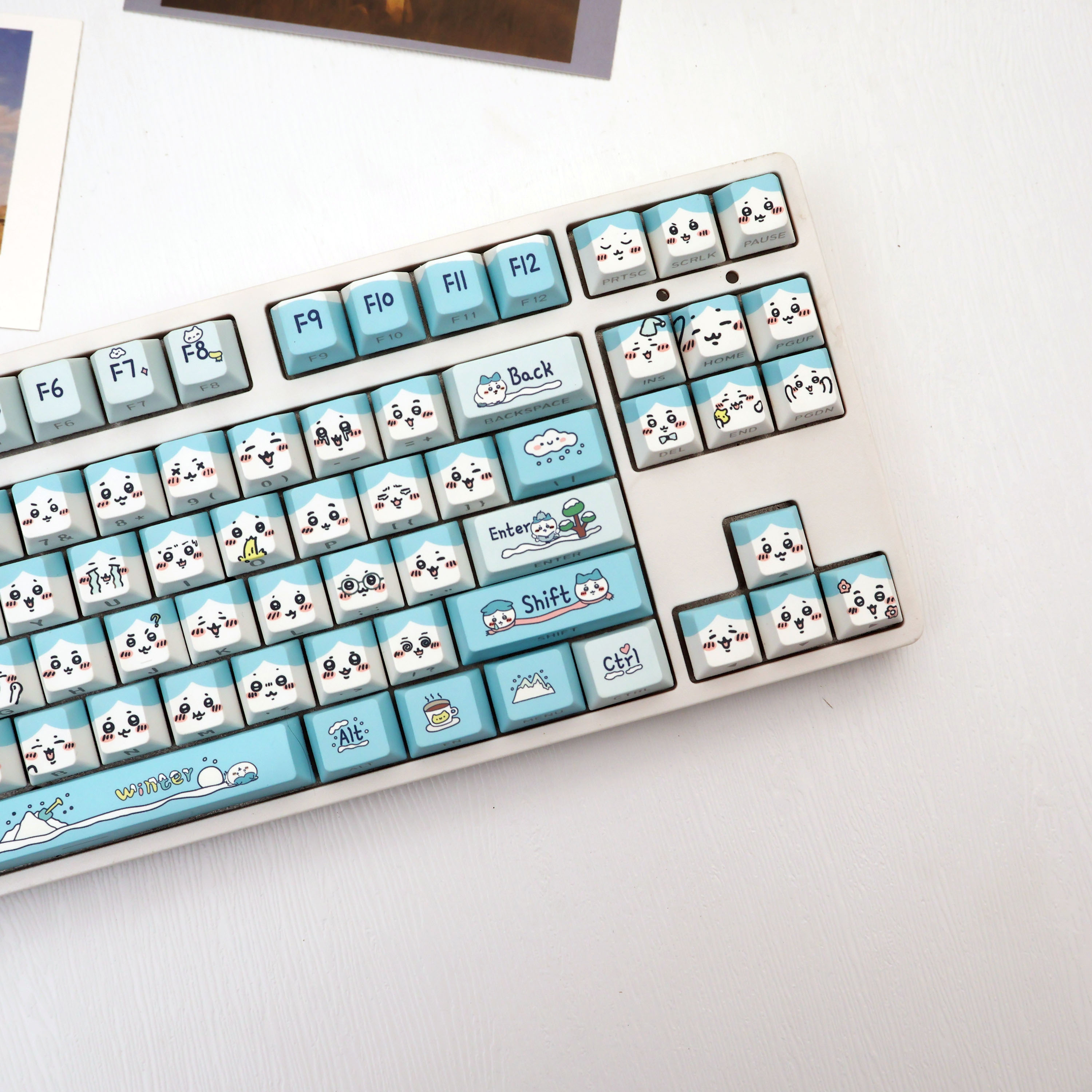 138 Keys Winter Hachi PBT Keyc - Retro Gaming Keycaps reseña y precio